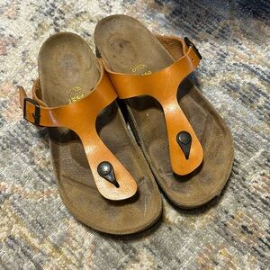 BIRKENSTOCK GIZEH BS PATENT MARYGOLD REGULAR FIT